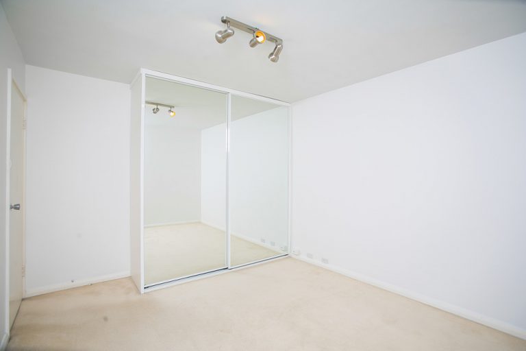 2d/25 Victoria Avenue gallery