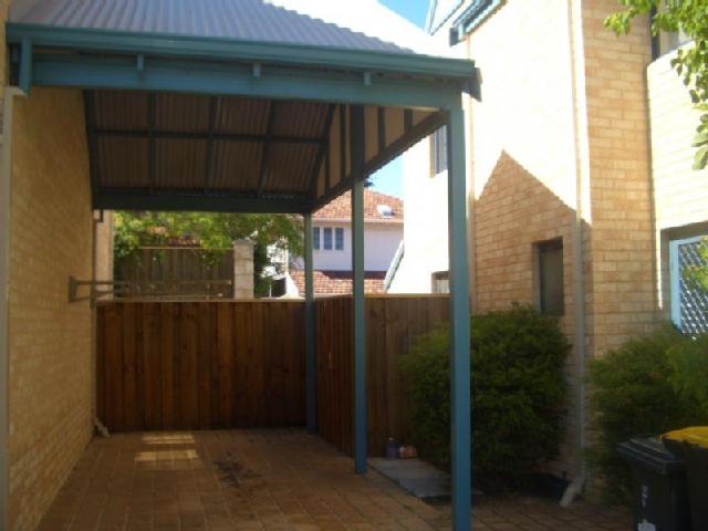 2/44 Harvey Street gallery