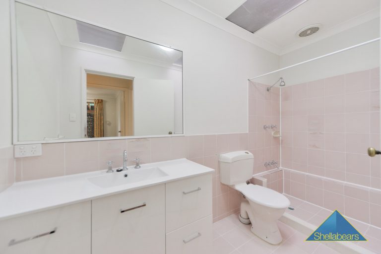 1/99 Roberts Road gallery