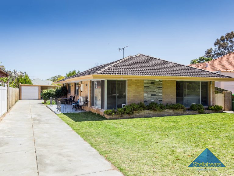 55 Doonan Road gallery