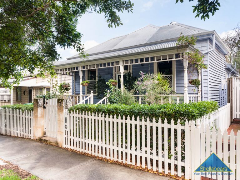 11 Holyrood Street gallery