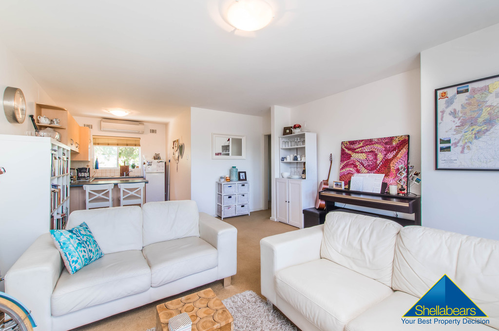 6/118 Broome Street gallery