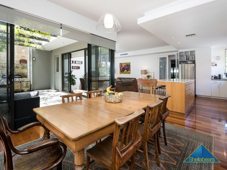 10 John Street gallery