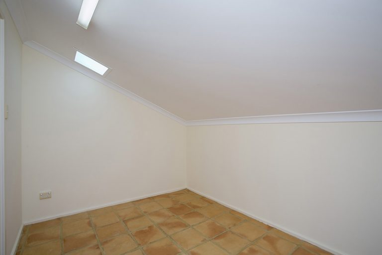 1/4 Airlie Street gallery