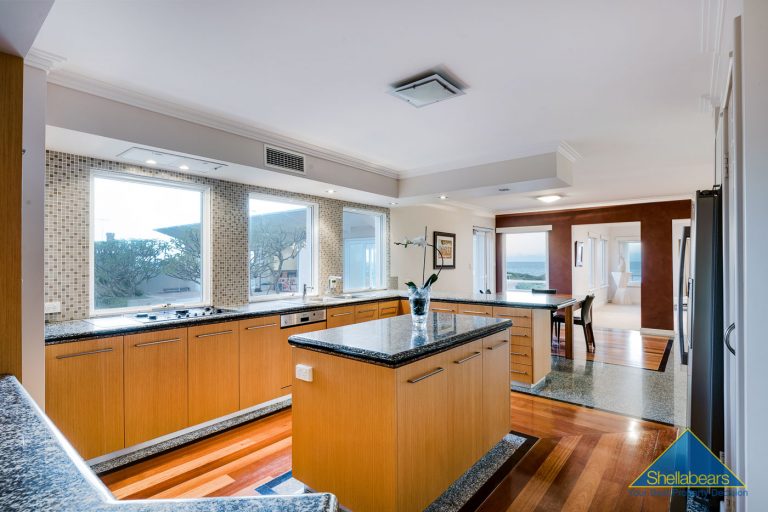 OCEAN FRONT, STUNNING ELEVATED VISTA, LUXURIOUS FAMILY HOME! gallery