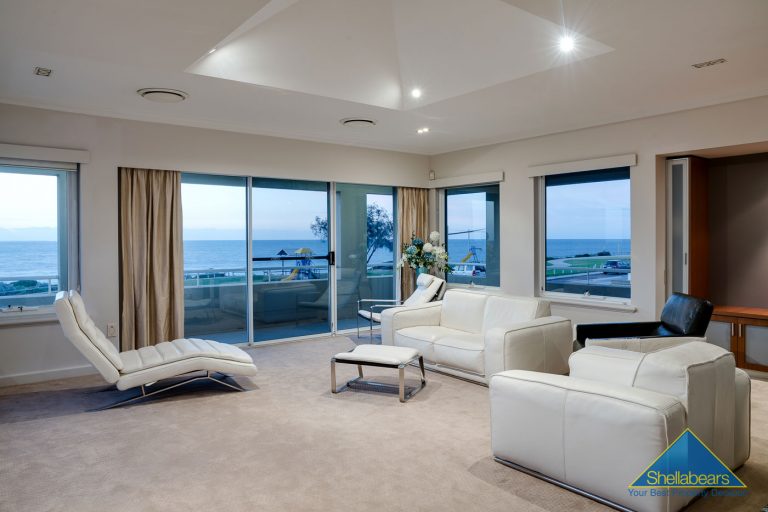 OCEAN FRONT, STUNNING ELEVATED VISTA, LUXURIOUS FAMILY HOME! gallery