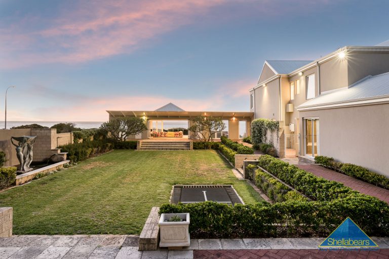 OCEAN FRONT, STUNNING ELEVATED VISTA, LUXURIOUS FAMILY HOME! gallery