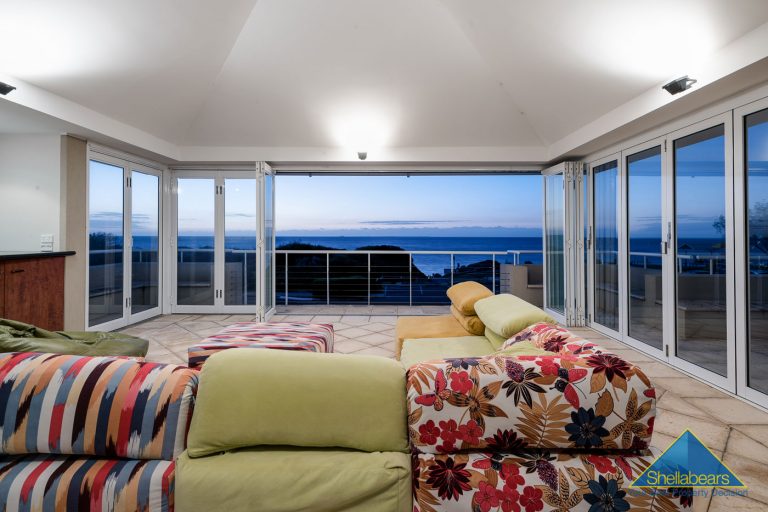 OCEAN FRONT, STUNNING ELEVATED VISTA, LUXURIOUS FAMILY HOME! gallery