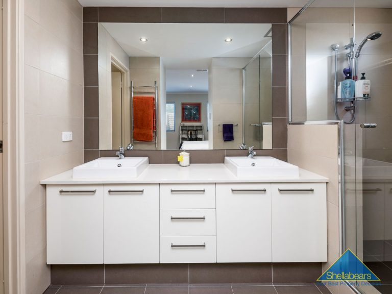 Stylish Private Haven – Leased Investment gallery