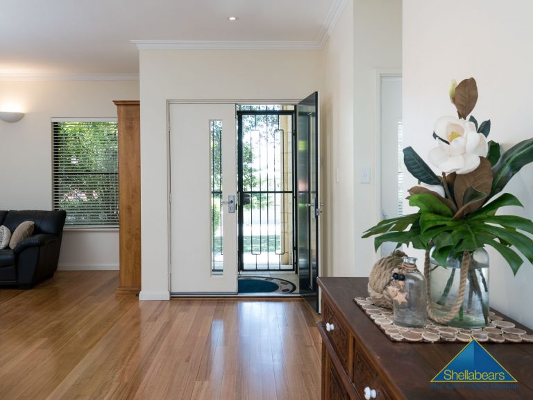 17 Broome Street gallery