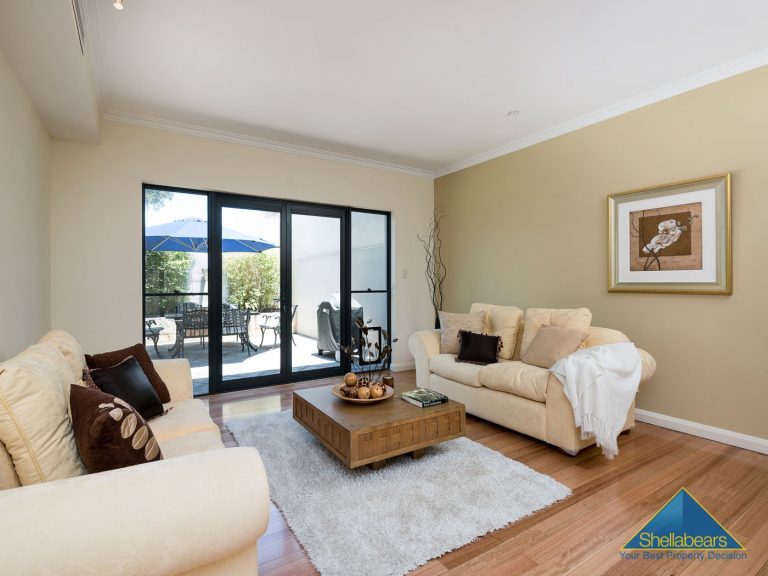 17 Broome Street gallery