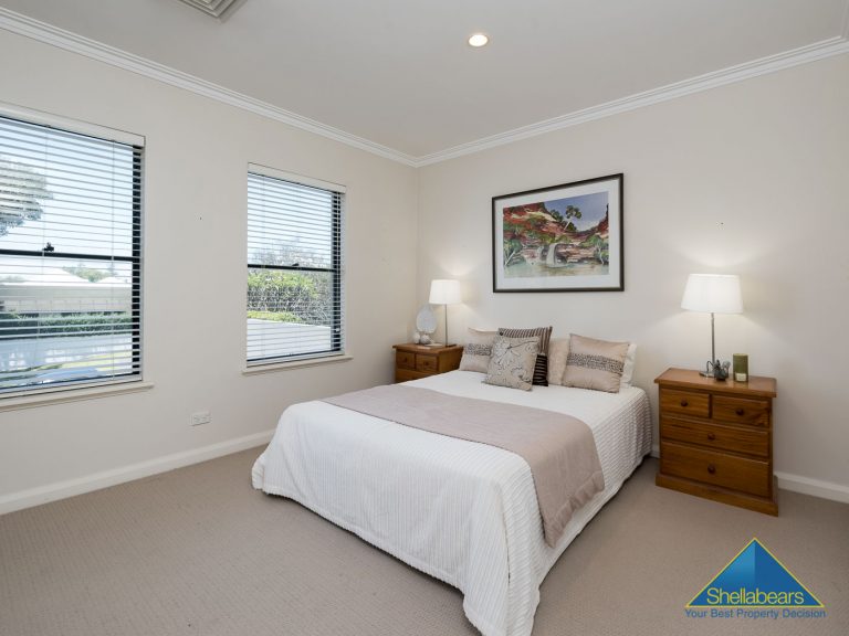 17 Broome Street gallery