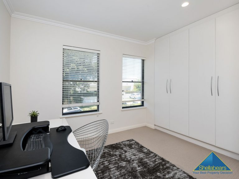 17 Broome Street gallery