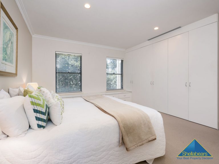 17 Broome Street gallery