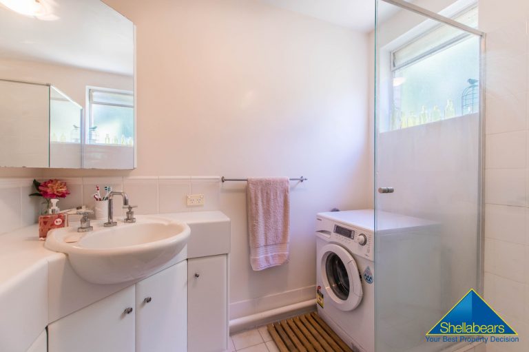 6/118 Broome Street gallery