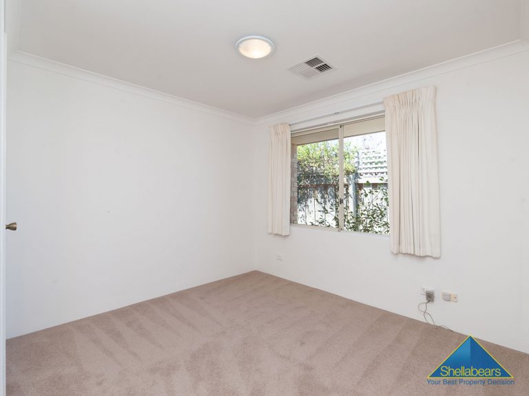 9 McKenna Glenn gallery