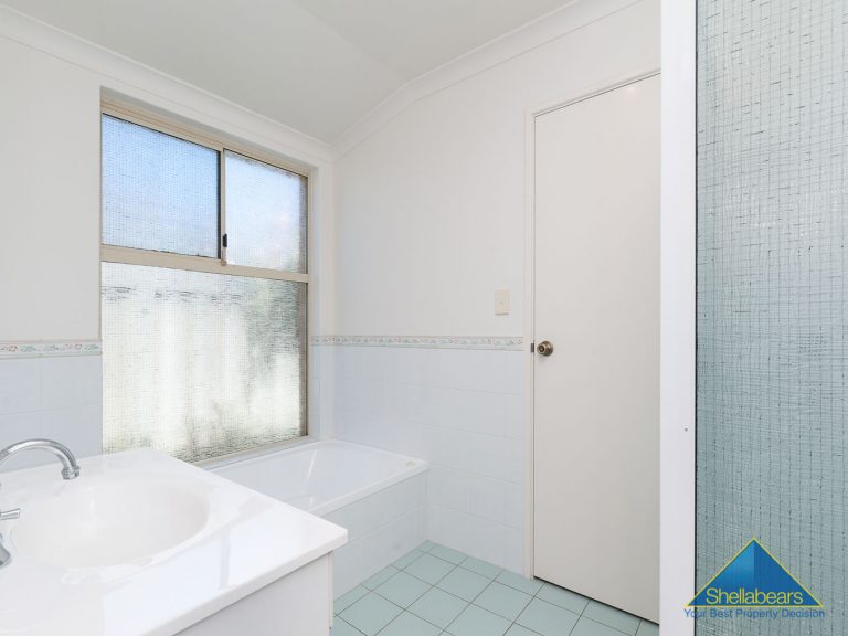 9 McKenna Glenn gallery