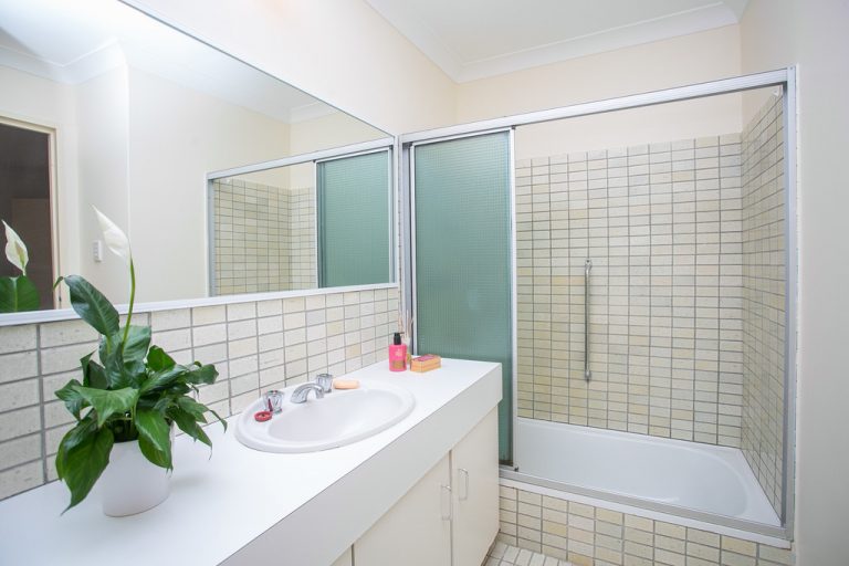 1A Bulimba Road gallery