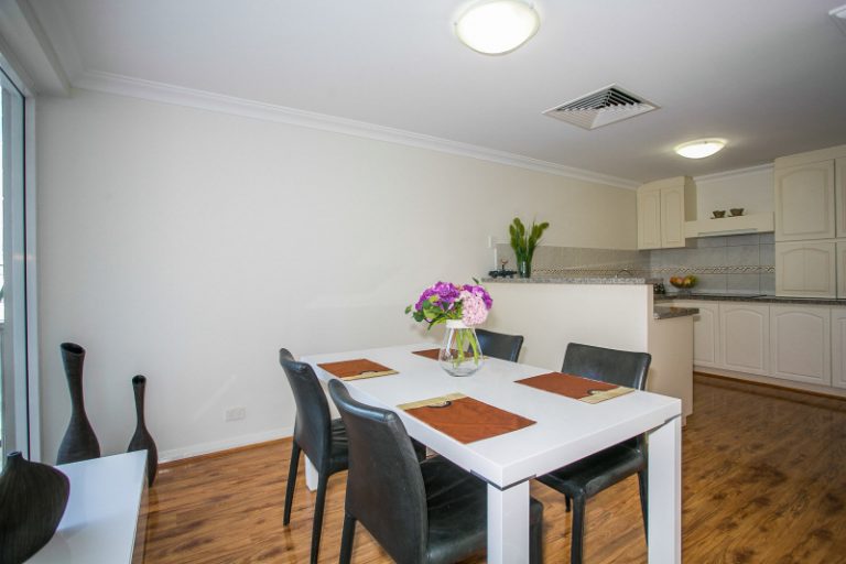 7/69 Malcolm Street gallery