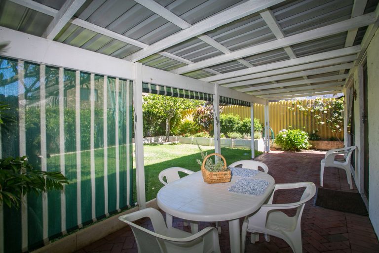 1A Bulimba Road gallery