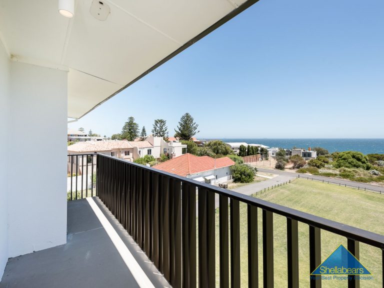 9/1 Hawkstone Street gallery