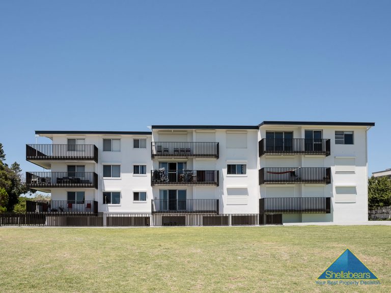 9/1 Hawkstone Street gallery