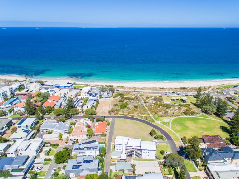 9/1 Hawkstone Street gallery