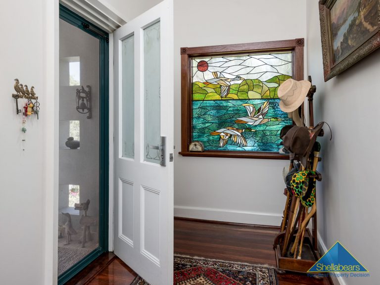 8 Athelstan Road gallery