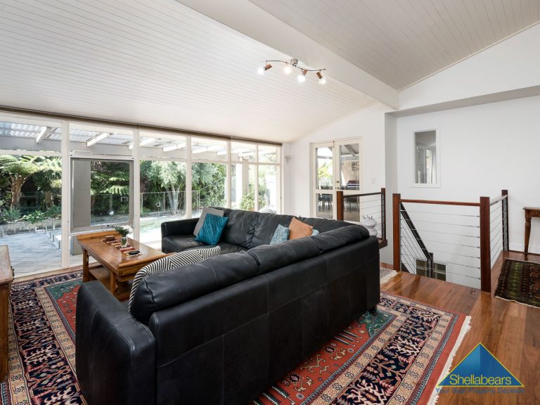 8 Athelstan Road gallery