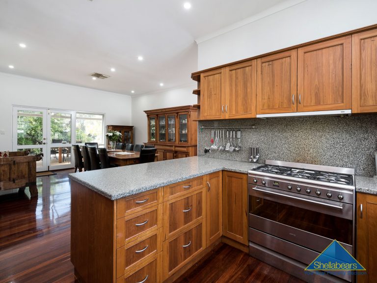 8 Athelstan Road gallery