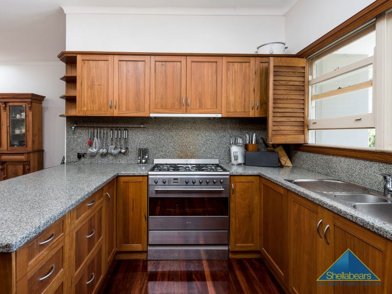 8 Athelstan Road gallery