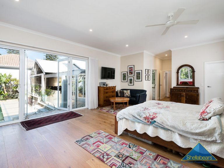 8 Athelstan Road gallery