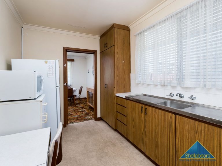 4 Railway Street gallery