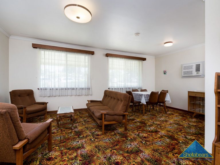 4 Railway Street gallery