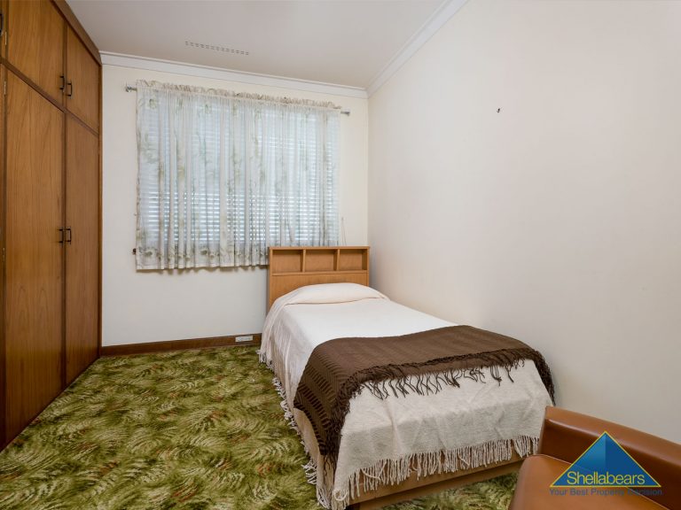 4 Railway Street gallery