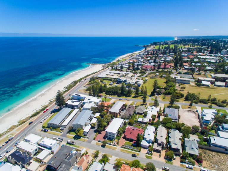 1/8 Macarthur Street gallery