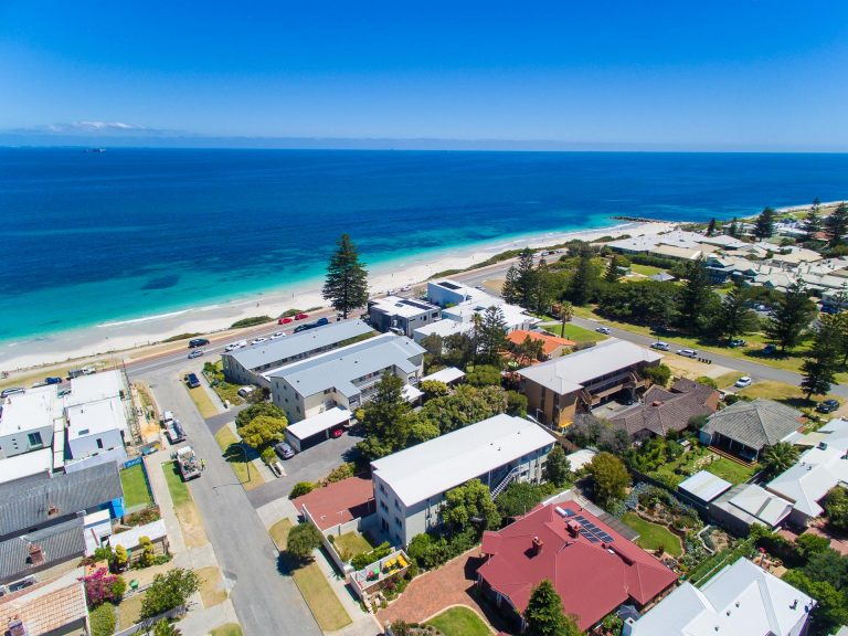 1/8 Macarthur Street gallery