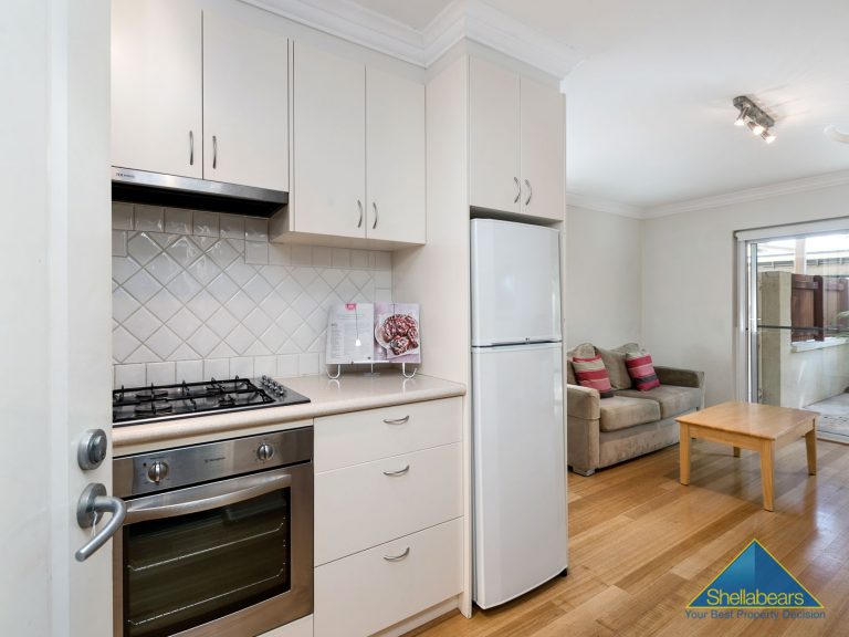 1/8 Macarthur Street gallery