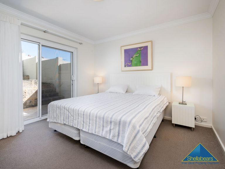 1/8 Macarthur Street gallery