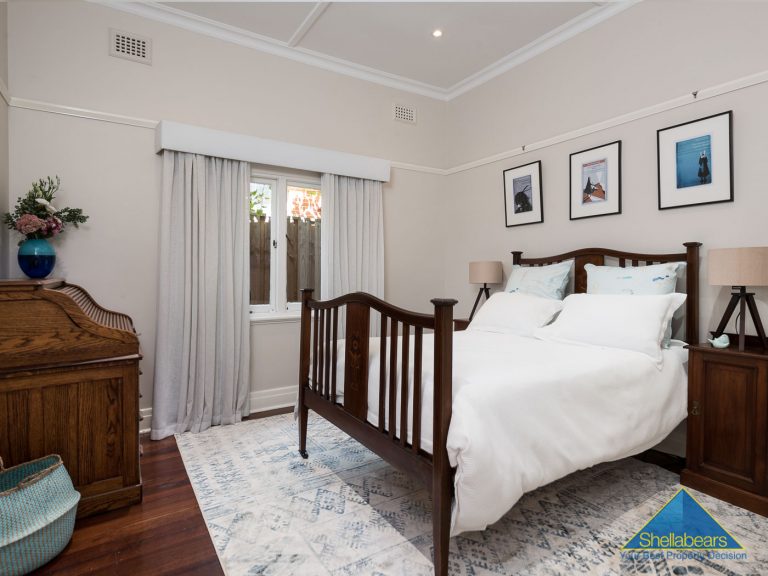 25 Albert Street gallery