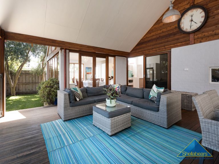 25 Albert Street gallery