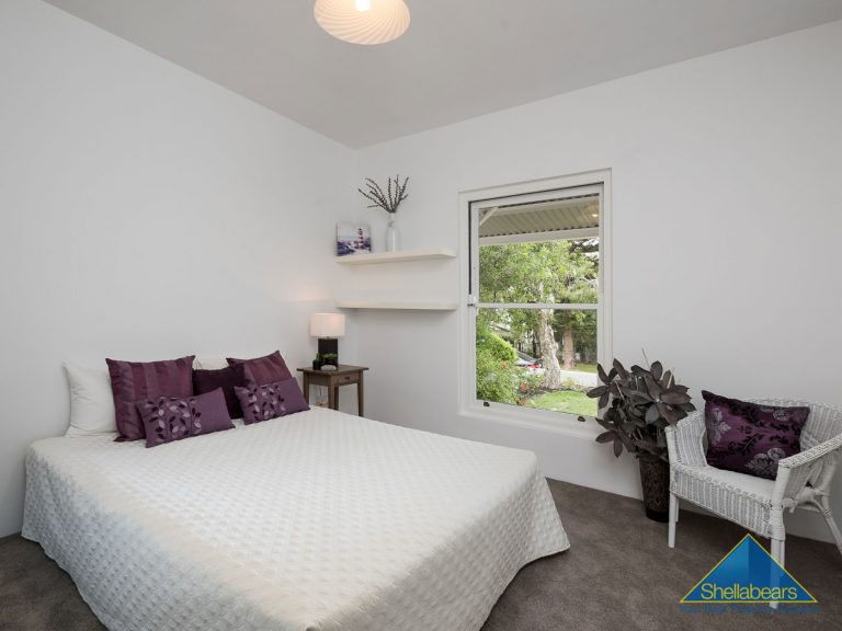 24 Beach Street gallery