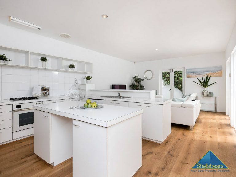 24 Beach Street gallery