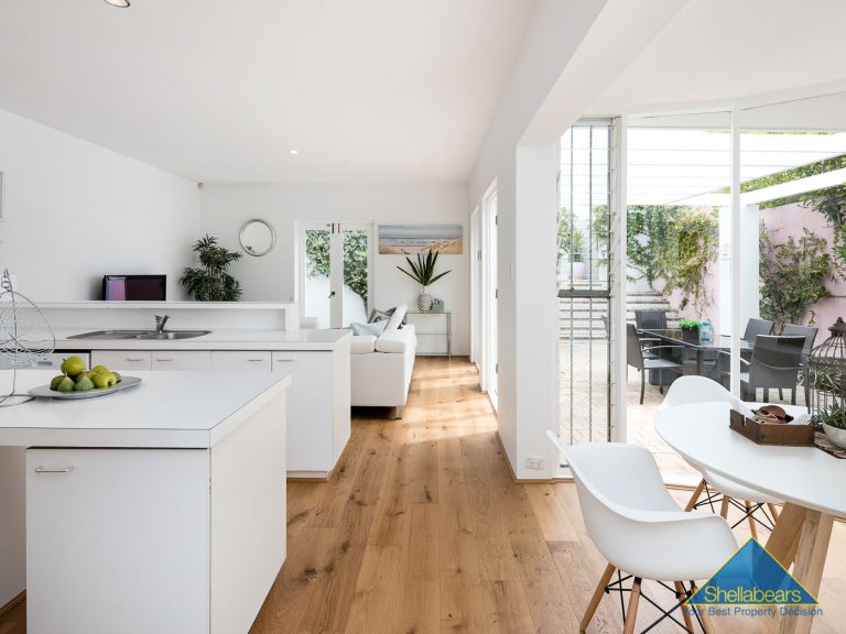 24 Beach Street gallery