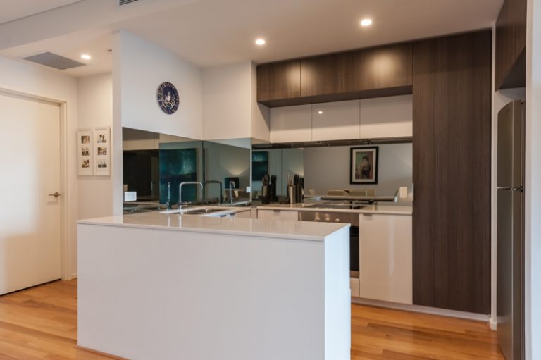 204/15 Roydhouse Street gallery