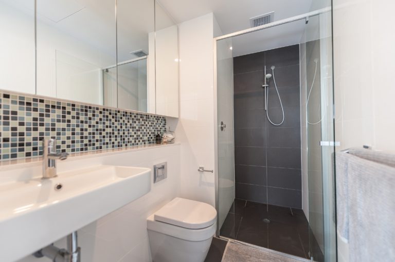 204/15 Roydhouse Street gallery