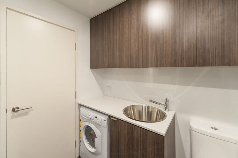 204/15 Roydhouse Street gallery