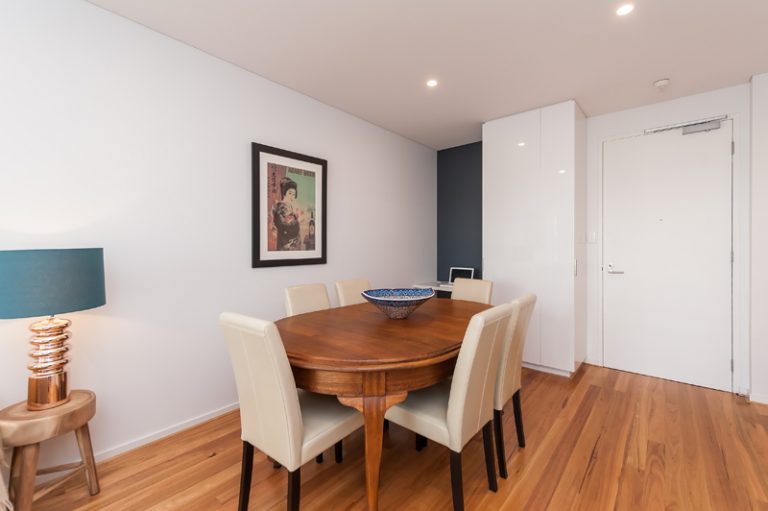 204/15 Roydhouse Street gallery