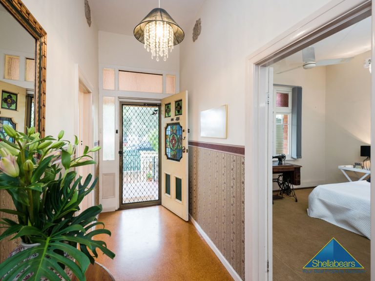 24 Willis Street gallery