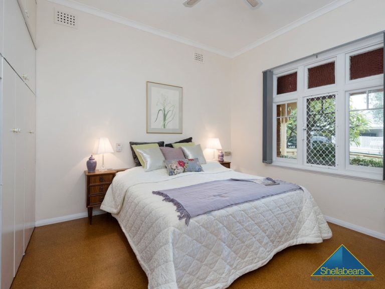 24 Willis Street gallery